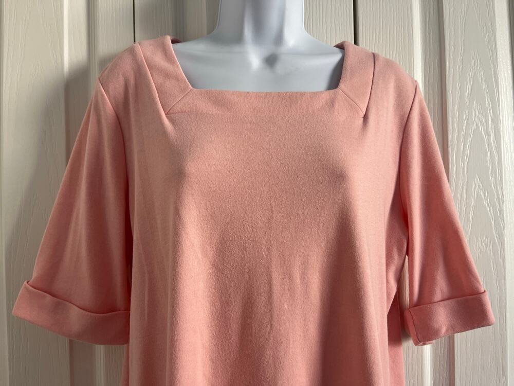 Draper’s & Damon’s Pink Square Neck Top 2X Short Sleeve